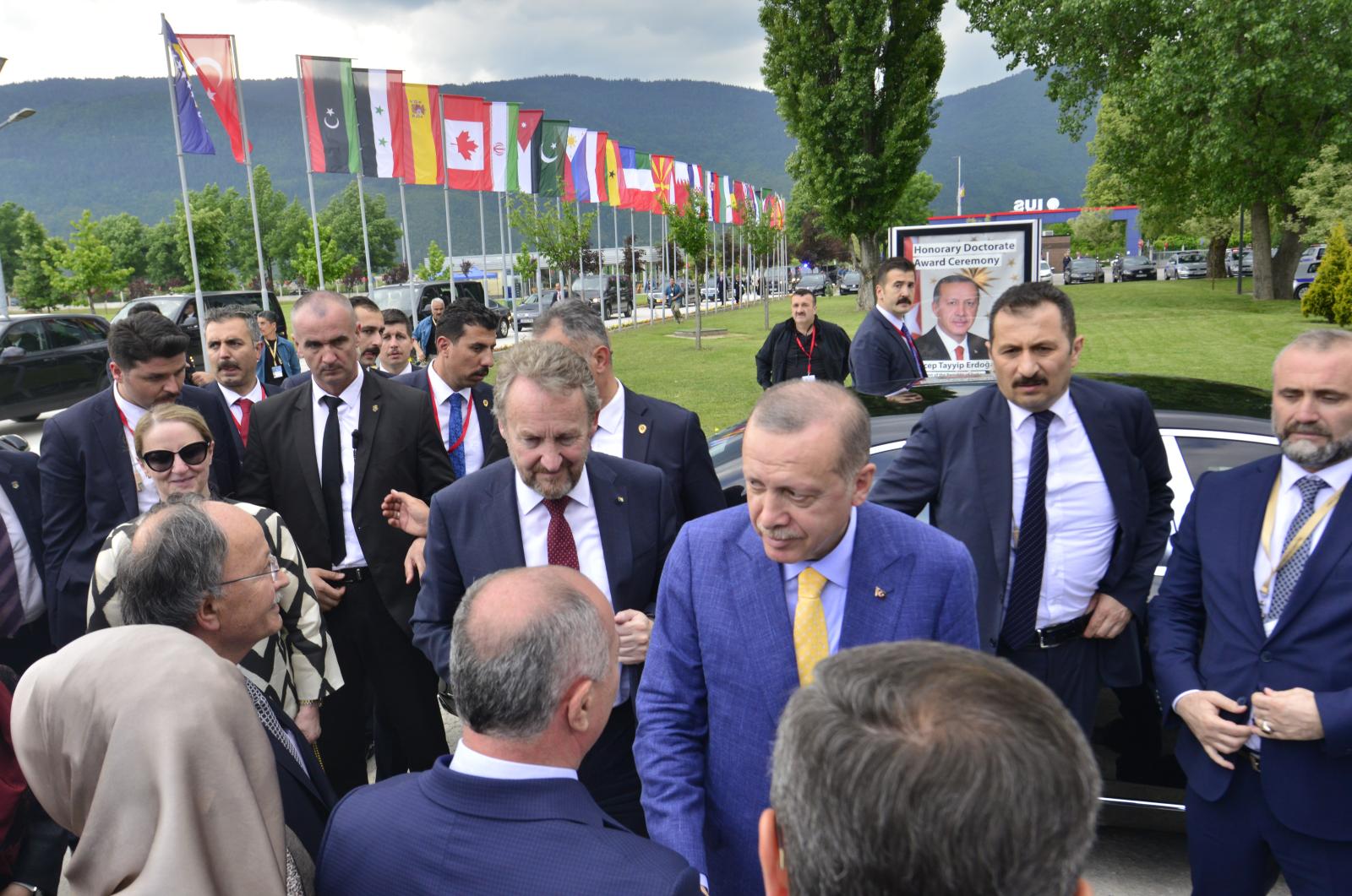 Türkiye Cumhuriyeti Cumhurbaşkanı Recep Tayyip Erdoğan’a IUS’ta Onursal Doktora Diploması Verildi