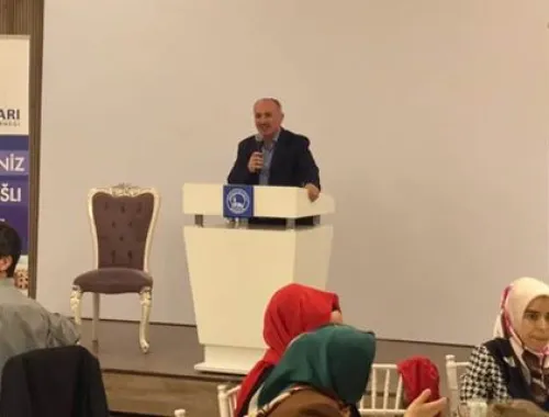 IUS Mezunları Derneği 2017 İftar Programı